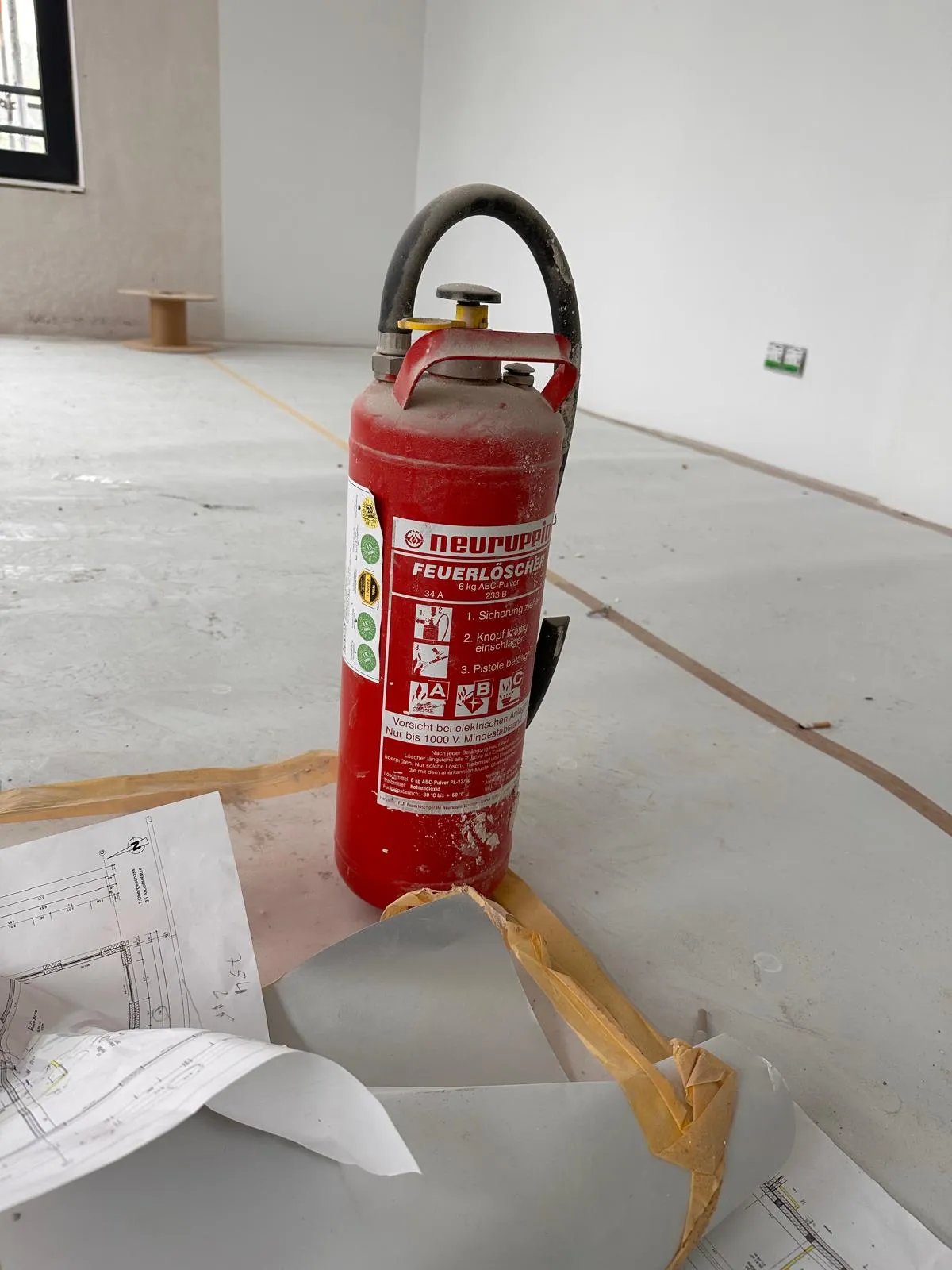 Flucht- und Rettungsplan erstellen für mehr Sicherheit Feuerlöscher enthalten im Flucht- und Rettungsplan